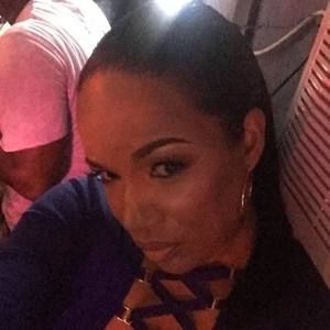 Meet your Posher, Kamara